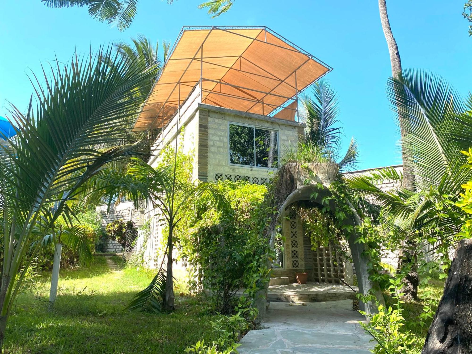 Soul Breeze Beach Resort Diani Beach Rum bild