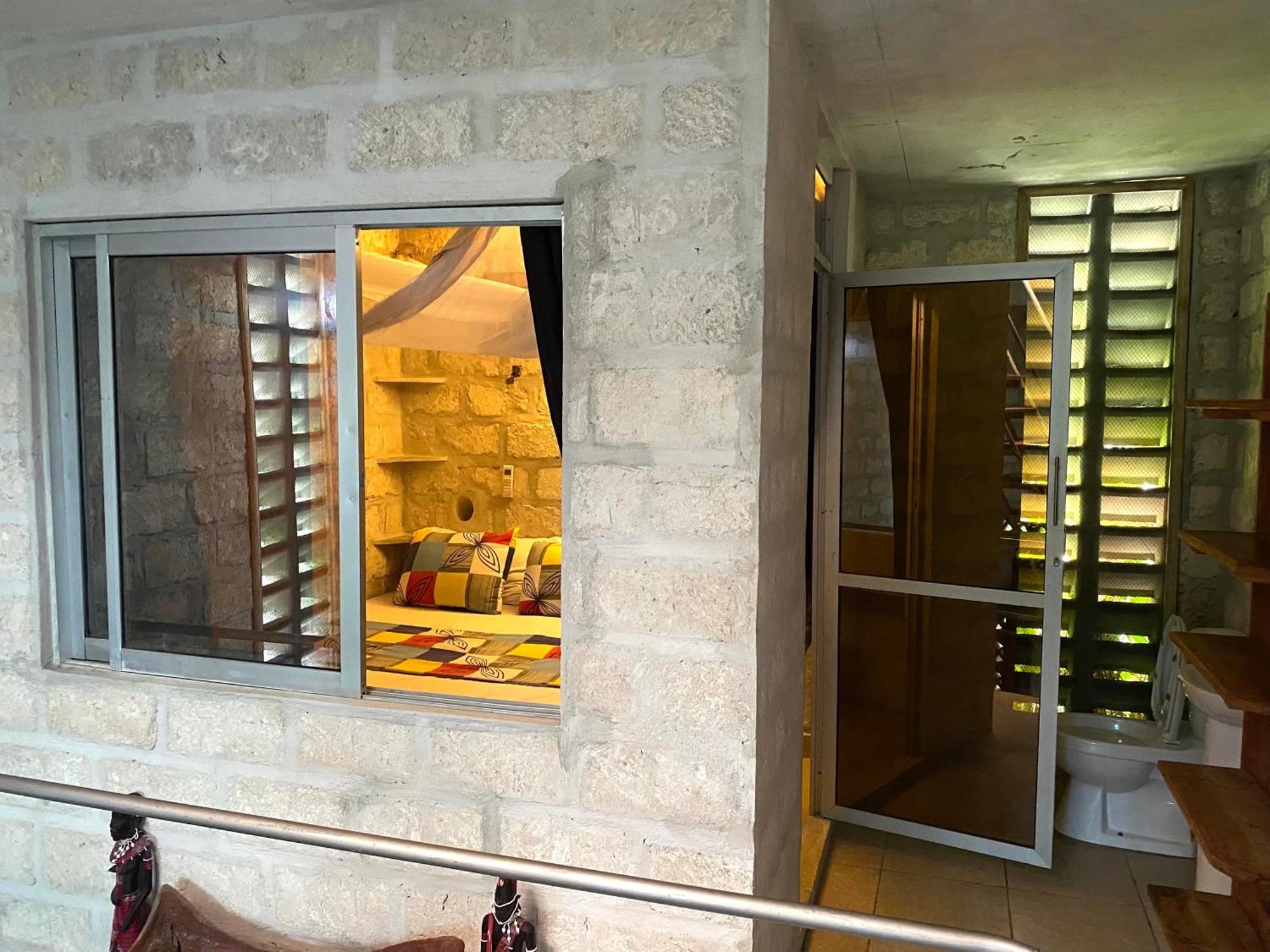 Soul Breeze Beach Resort Diani Beach Rum bild